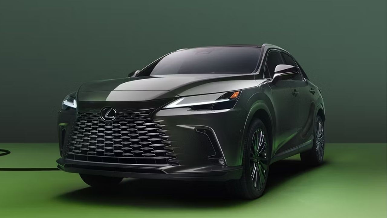 2026 Lexus RX 450h+ PHEV in UAE